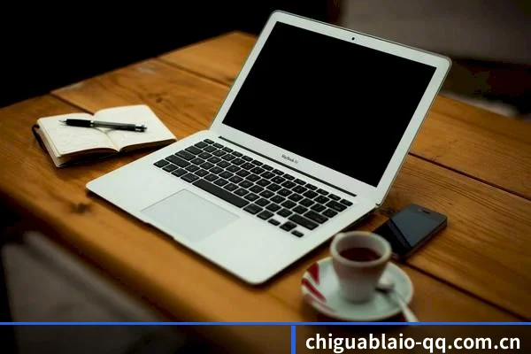 技术壁垒突破 - 技术架构全面革新，支持4K超清红毯生图与Livehouse直拍秒级加载，沉浸式视觉体验拉满。